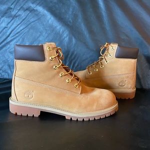 Timberland Kids’ 6” Premium 200g Waterproof boots size 7